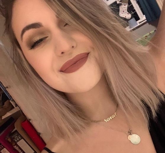 Бащата на учителка която е правила секс с 14 годишно момче