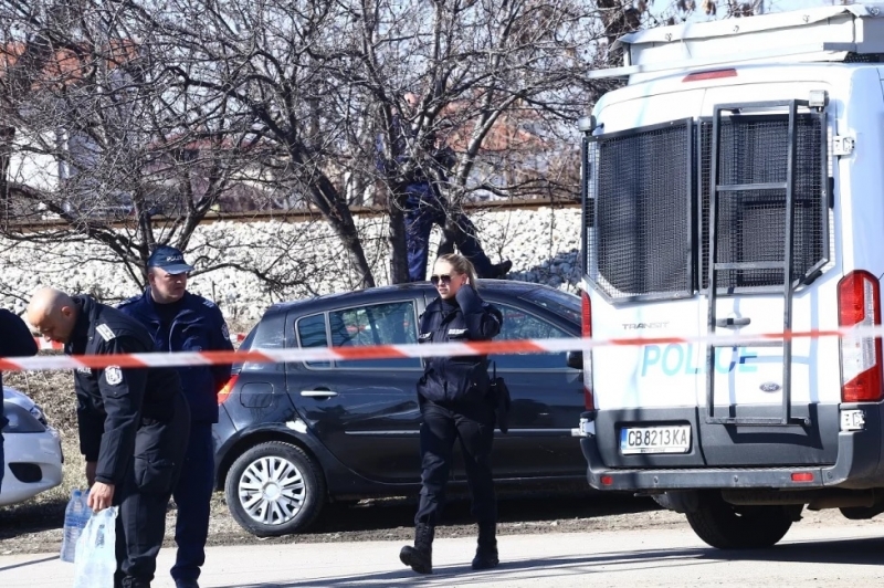 Психично болен закла баща си в Ахтопол