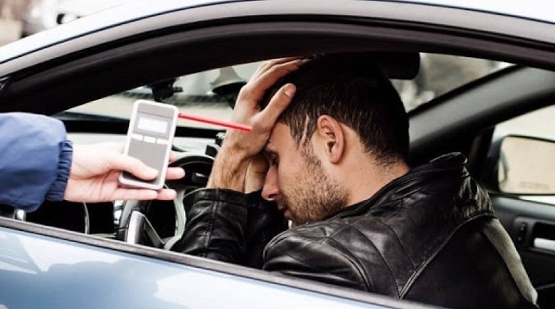 Полицаи хванаха пиян врачанин зад волана на Голф съобщиха от