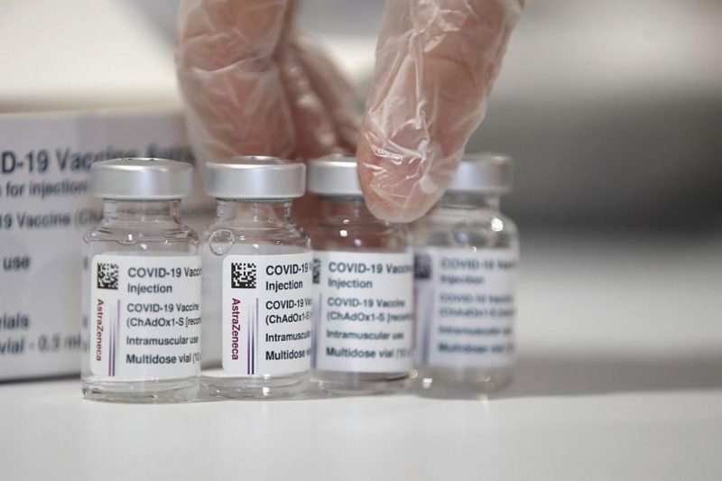 Ирландските здравни власти препоръчаха ваксината на АстраЗенека AstraZeneca срещу коронавируса