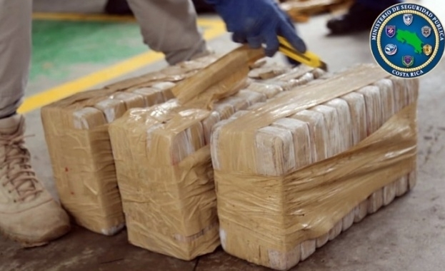 Близо един тон кокаин е открит и конфискуван в Коста