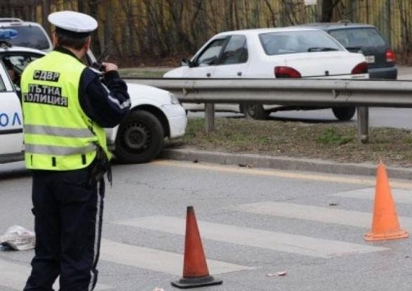 Дрогиран шофьор беше заловен от екип на пътна полиция на