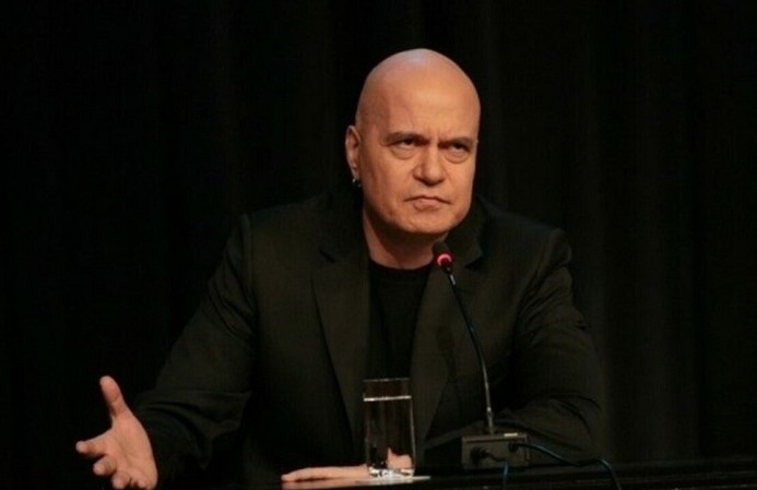 Лидерът на ПП Има такъв народ Слави Трифонов излезе с