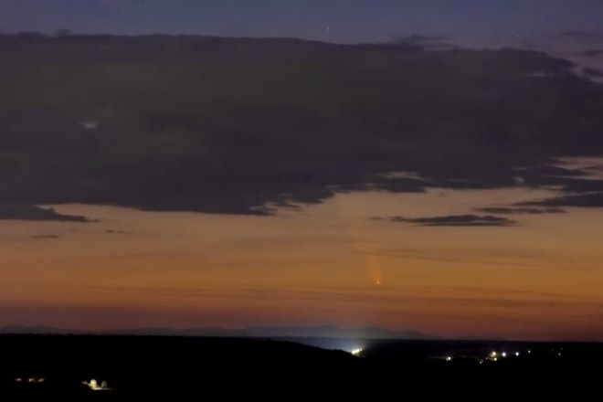 За любителите: Рядка комета се наблюдава от България, забелязана е и в Монтанско /снимки/