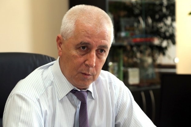 Нов огромен скандал гърми покрай ГЕРБ Здравният министър проф Николай