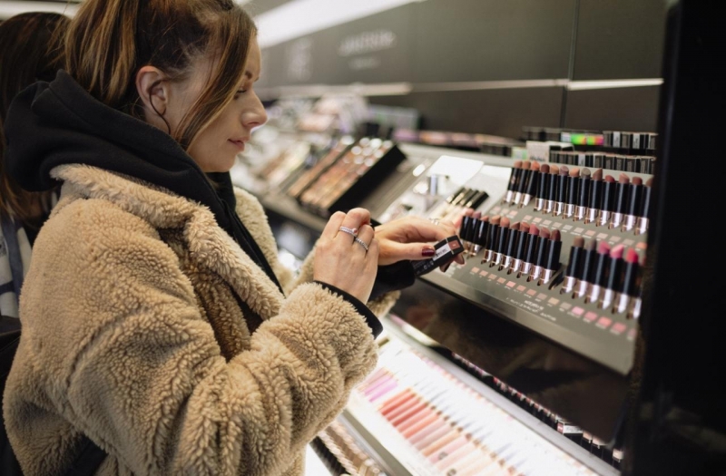 Всеки нов разход в производството на козметика вече се усеща