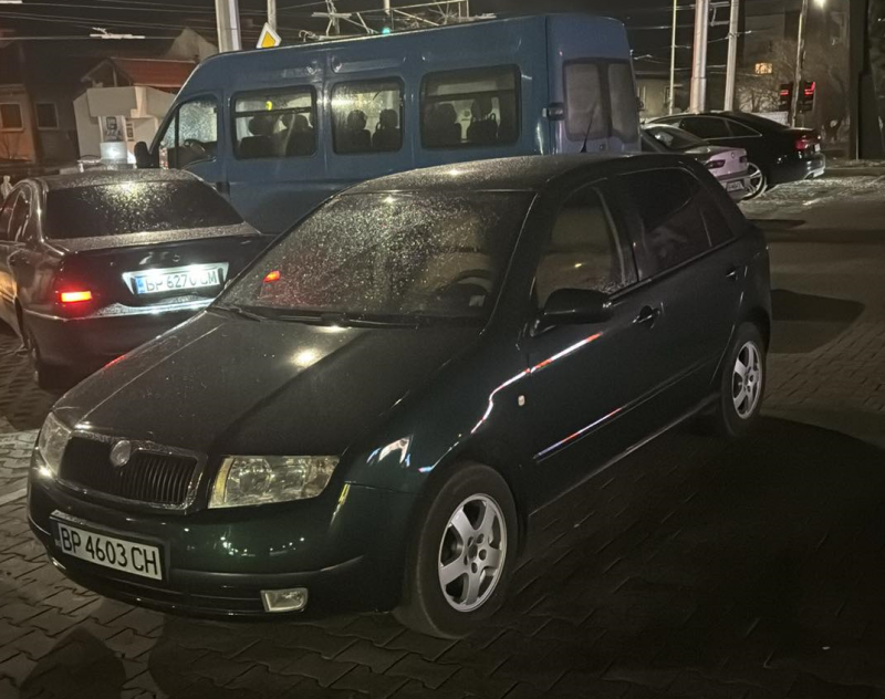 Пореден шофьор ядосва редовно врачани с безумното си паркиране научи