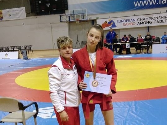 Ива Иванова спечели бронзов медал от Европейското първенство по самбо