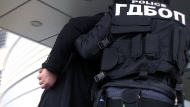 Разбиха престъпна група за разпространение на наркотици във Враца и