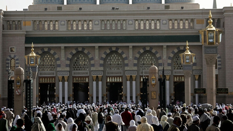 Властите в Саудитска Арабия и тази година наложиха ограничения при