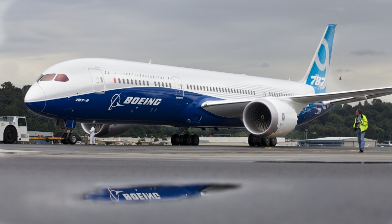 Самолет Boeing 787 9 Dreamliner е развил скорост от 1285 км ч