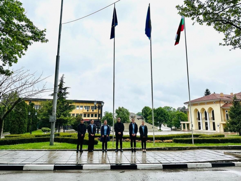 Днес в Деня на Европа кметът на Община Оряхово Росен