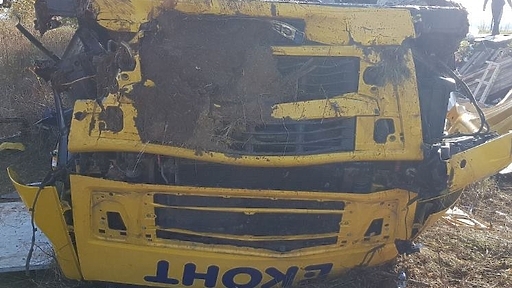 Шофьор на товарен автомобил на Еконт е загинал на място