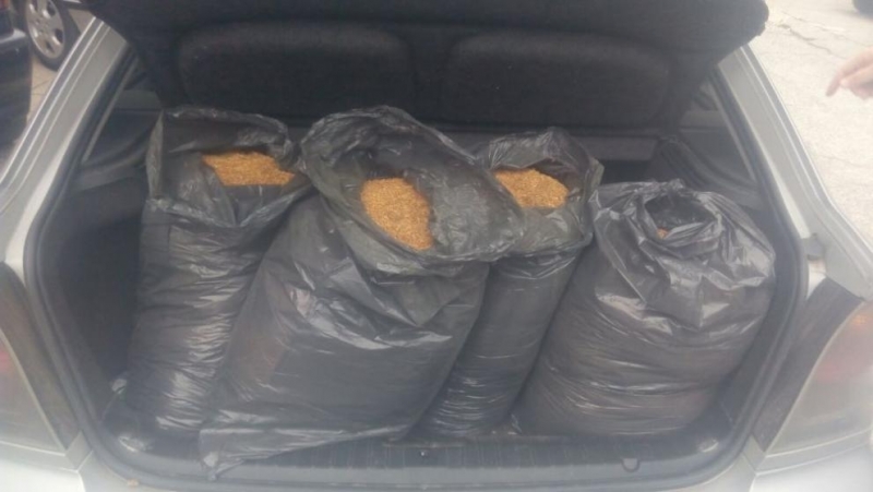 Полицаи са иззели 200 кг безакцизен тютюн в Старозагорско съобщиха