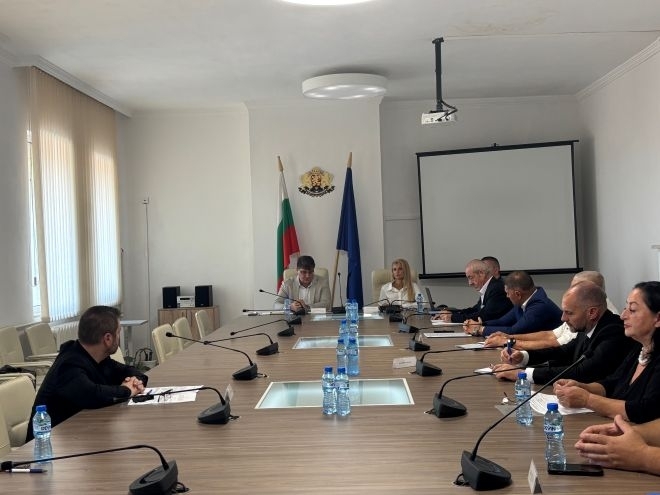 Партиите и коалициите не постигнаха съгласие за състава на РИК - Враца за предстоящите избори /снимки/