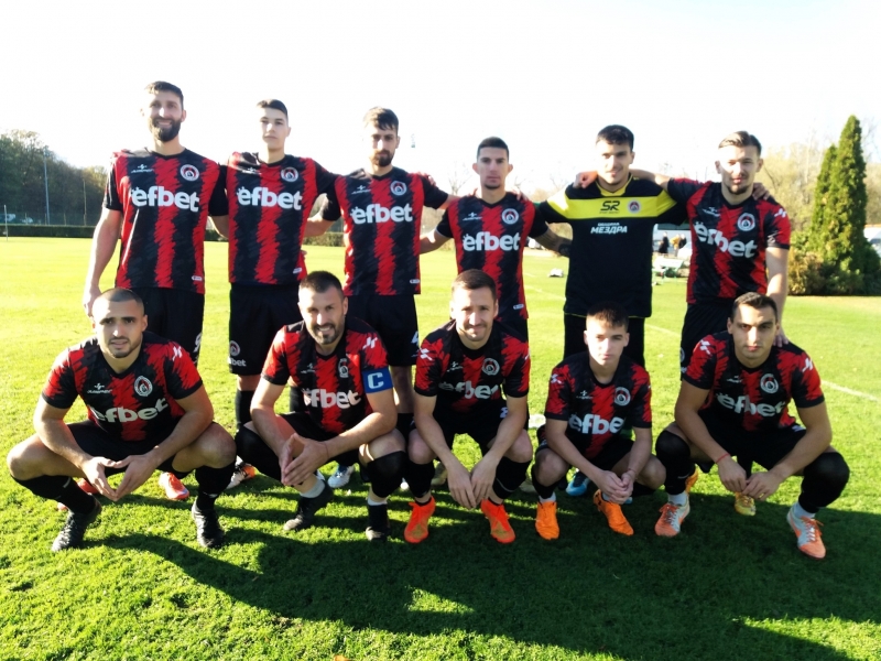 "Локомотив"/Мездра/ спечели с 1:0 регионалното дерби с "Ботев" II /Враца/ /снимки/