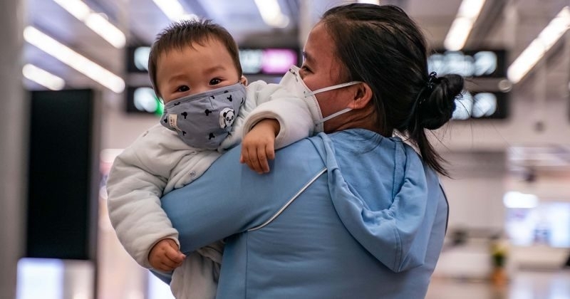 Тримесечно момиченце от китайската провинция Хайнан е била излекувана от