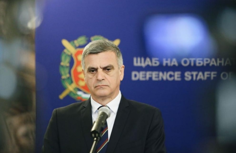 Министърът на отбраната Стефан Янев осъди остро военните действия от
