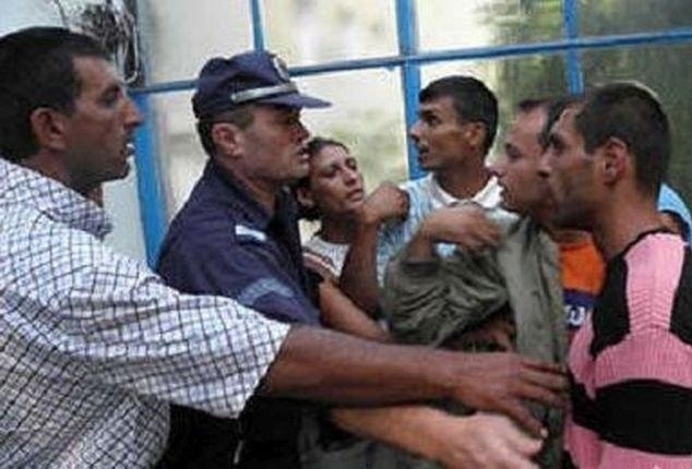 Война между две семейства буквално е избухнала миналата вечер в