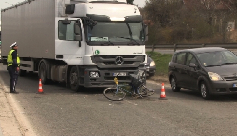 Трагичен пътен инцидент със загинал човек е станал в Арчар