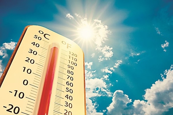 Днес ни очаква горещо време с максимални температури предимно между