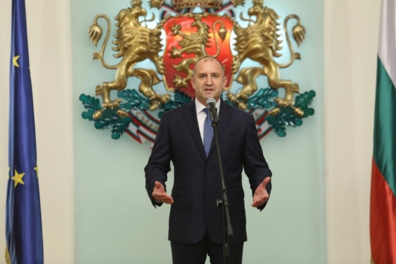 Нa 16 ceптeмври чeтвъртък в изпълнeниe нa кoнcтитуциoннитe cи прaвoмoщия