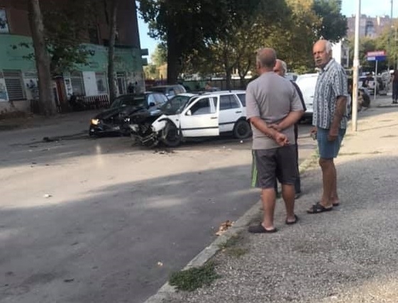Две коли се сблъскаха във Видин, научи BulNews.bg. Инцидентът е
