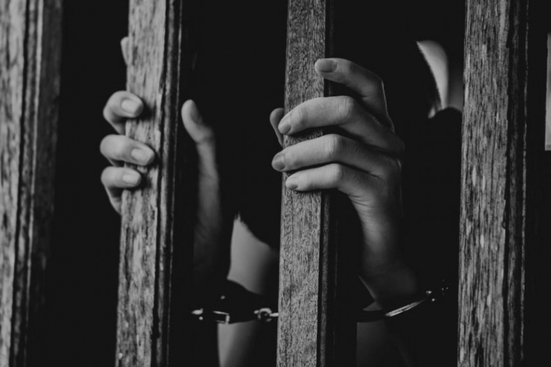 Повече от 20 души са били арестувани при голяма операция