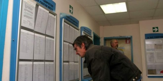 Областните дирекции към бюрото по труда обявиха свободните работни места