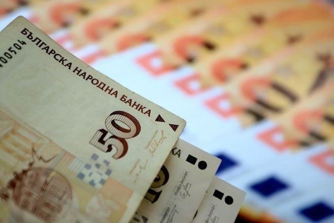 НАП отчита 43% ръст на оборота на обменните бюра