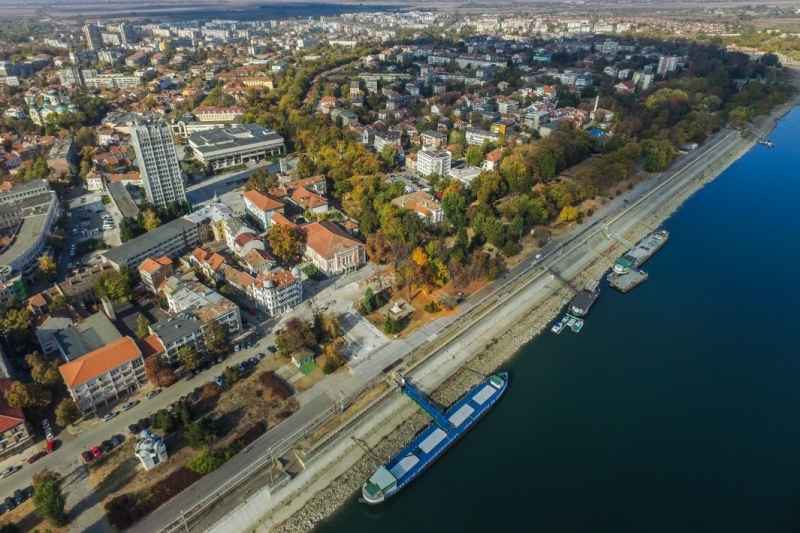 14 44 са упражнилите правото си на глас в днешния изборен