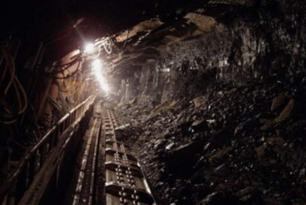 Двама души са затрупани в незаконен рудник в село Житуша