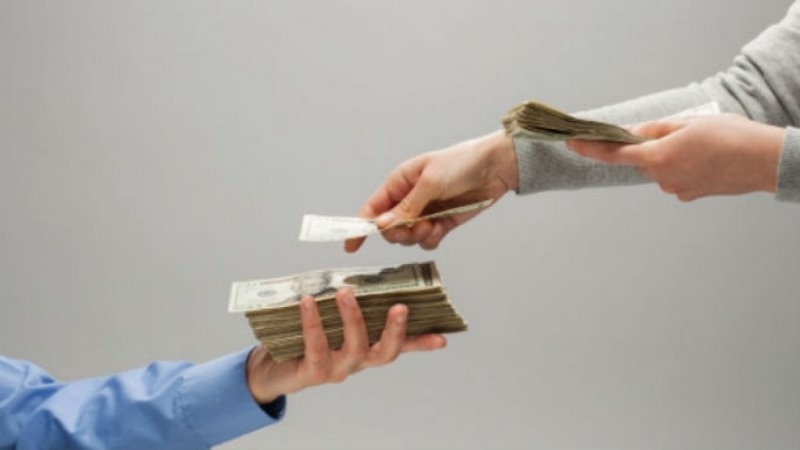 Специален екип на токийската прокуратура обискира днес в Сапоро офиса