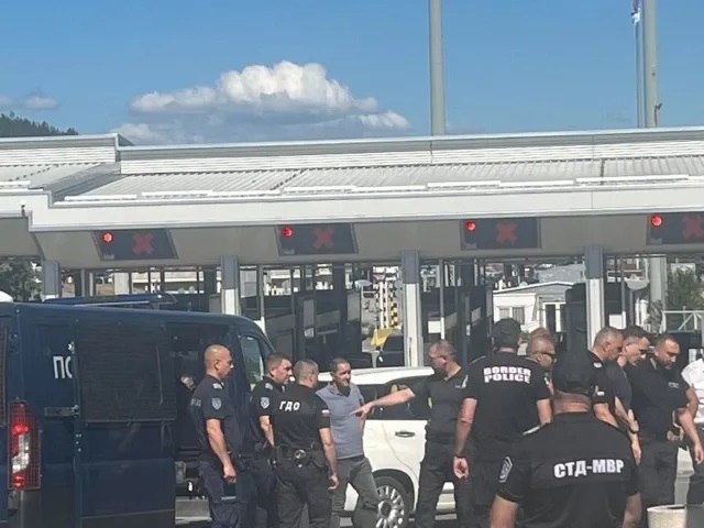Бившият шеф на Българската банка за развитие Стоян Мавродиев беше