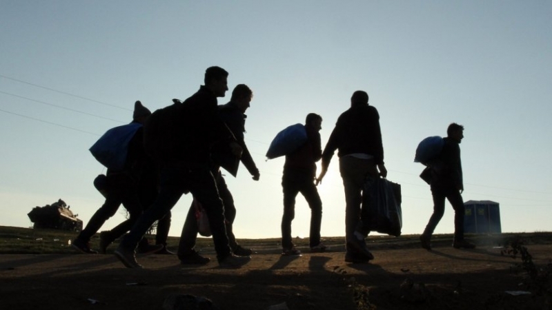 Заловиха нелегални мигранти край Вакарел съобщи Би Ти Ви Повечето