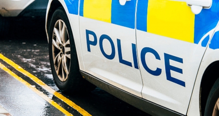 Трима тийнейджъри бяха убити след като кола се вряза в