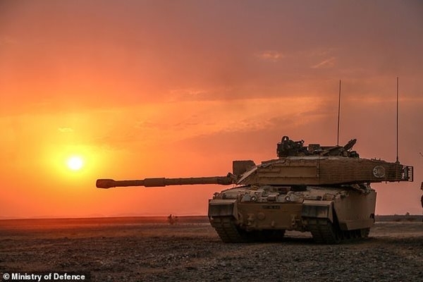 Великобритания ще изпрати на Украйна ескадрон от 14 танка Challenger
