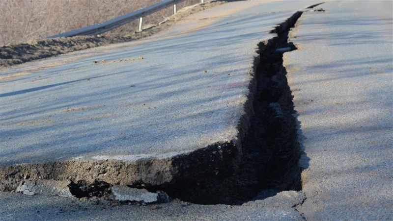 Пътят между Извор и Димово е пропаднал научи агенция BulNews