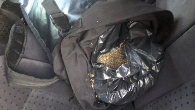 Петима мъже на възраст от 20 до 39 години и