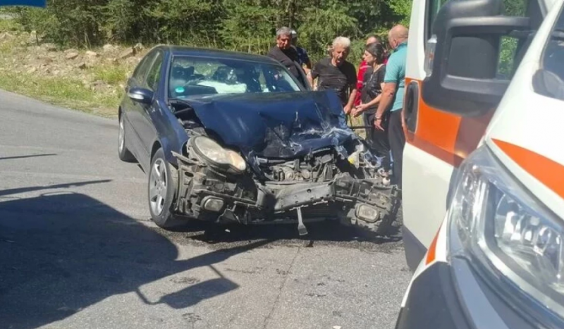Тежка катастрофа е станала на междуселски път във Видинско съобщиха