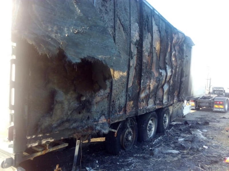 Турски ТИР Волво е горял в сряда на главен път