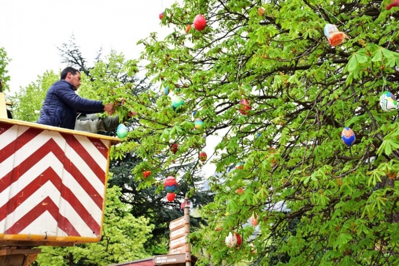 С пъстра украса за поредна година Враца ще посрещне предстоящите