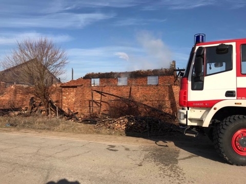 От последните минути! Невиждан пожар във врачанското село Сираково, откриха 11 трупа /снимки/