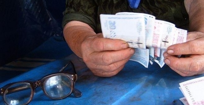 Нов вид измама, пенсионер изгоря с над 7 бона в Плевен