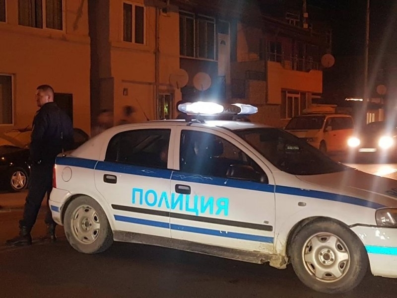 Озверял младеж потроши къща в Берковица и заплаши с нож