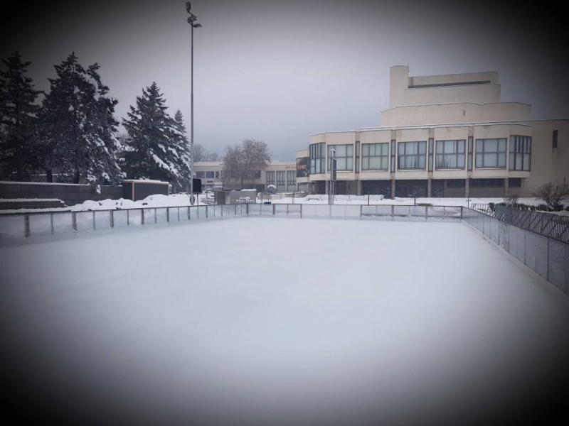 От днес на площад Христо Ботев във Враца вече работи