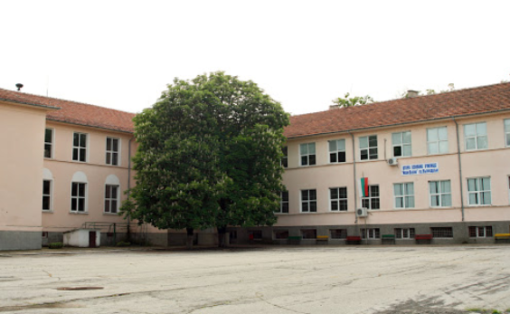 В едно основно училище в Монтанско онлайн обучението няма да