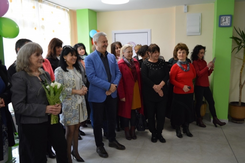 Приключи основният ремонт на сградата и двора на Седма детска