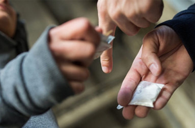 Полицаи са заловили наркодилър в Монтана съобщиха от МВР Вчера в