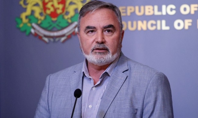 ве бебета са починали след заразяване с коклюш Те са